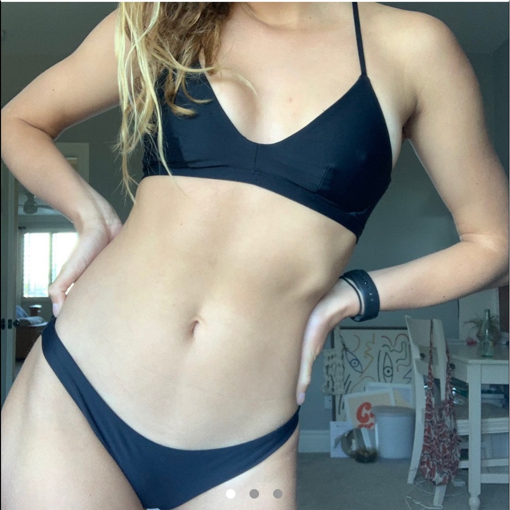 Black hurley bikini!